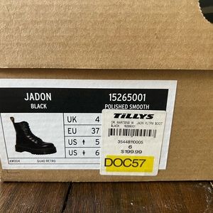 Jadon Dr.Marten boot